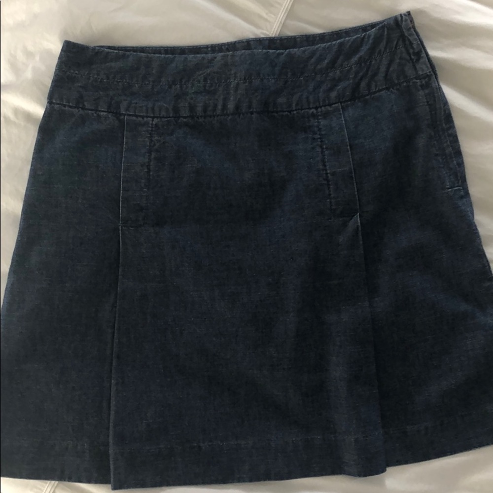 Banana Republic Pleated Skirt